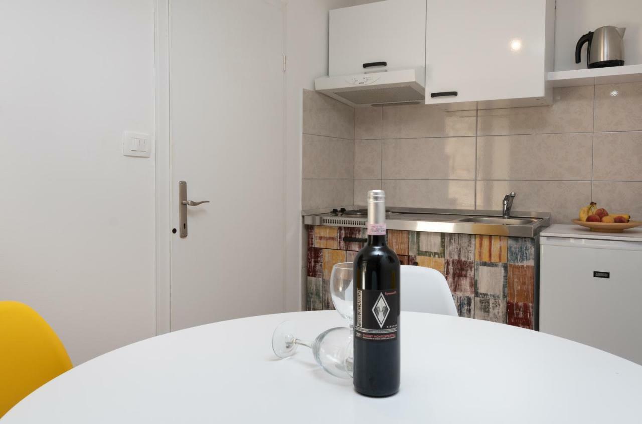 Apartman Skuribanda トロギール エクステリア 写真