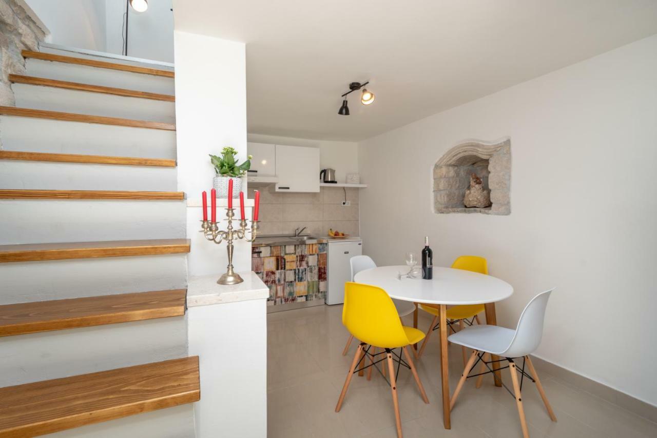 Apartman Skuribanda トロギール エクステリア 写真
