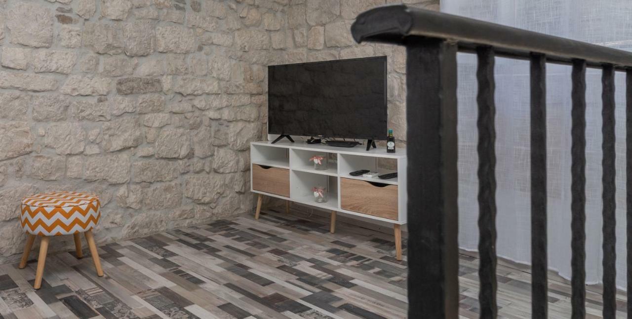 Apartman Skuribanda トロギール エクステリア 写真